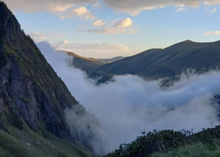 Hyper Centre Lumineux Et Fonctionnel Luchon Appartamento