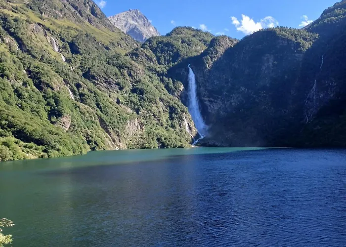 Hyper Centre Lumineux Et Fonctionnel Luchon Appartamento *