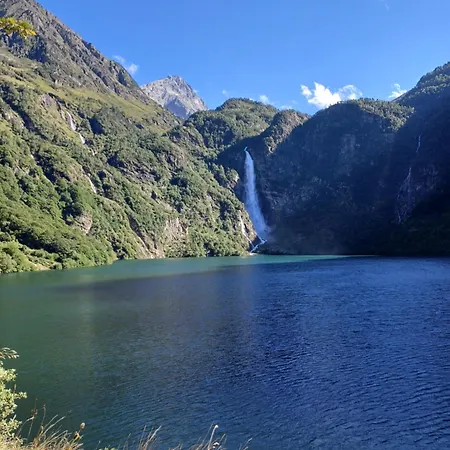 Hyper Centre Lumineux Et Fonctionnel Luchon Apartamento *